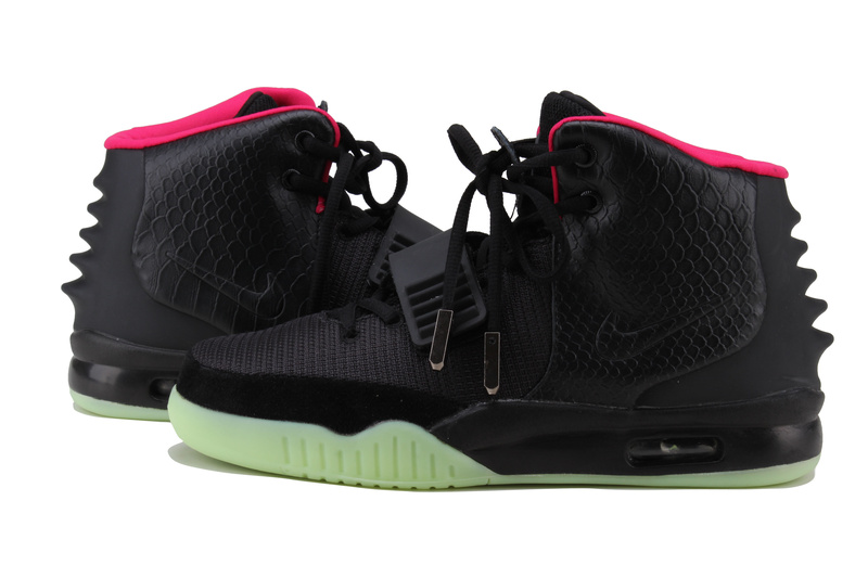 nike-air-yeezy-2-pas-cher-homme-saebvt.jpg